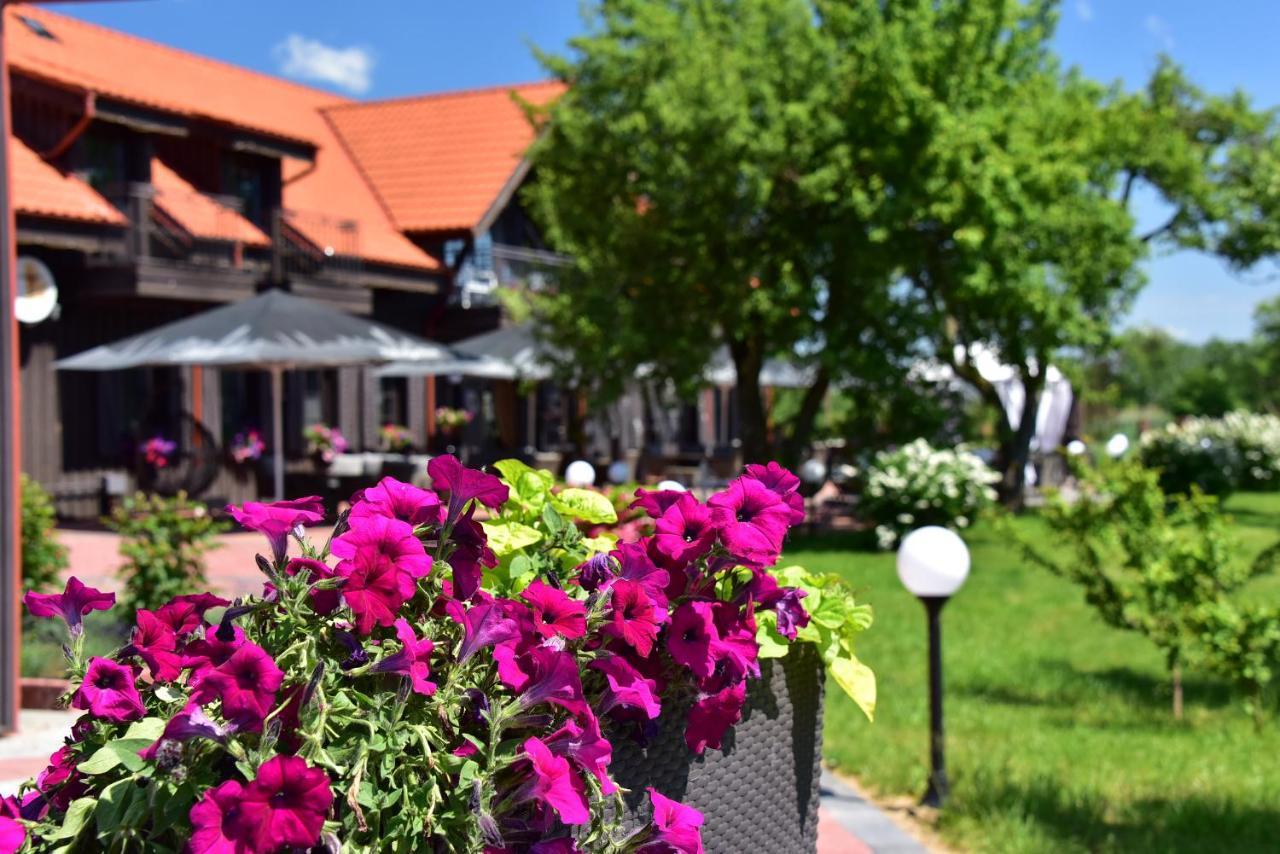 Rusne Villa Екстериор снимка