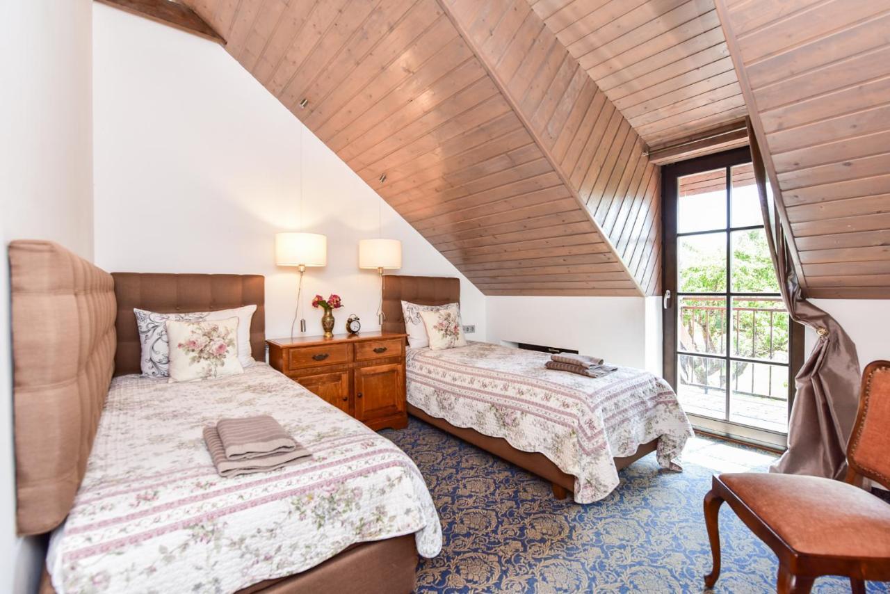 Rusne Villa Екстериор снимка