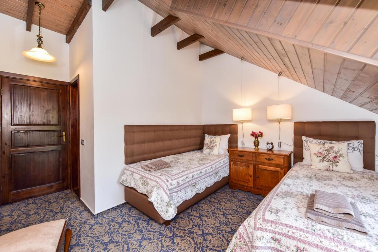 Rusne Villa Екстериор снимка